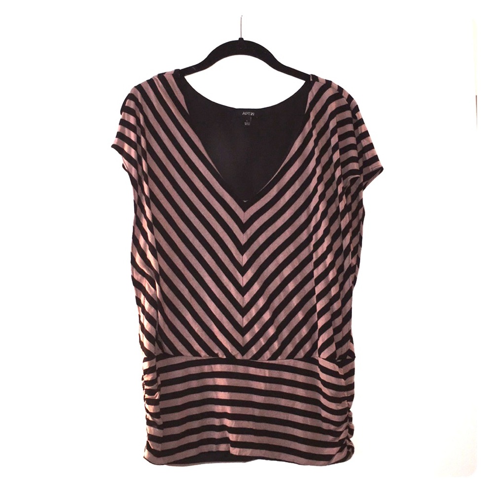 ☀️3/$24☀️ Striped Blouse